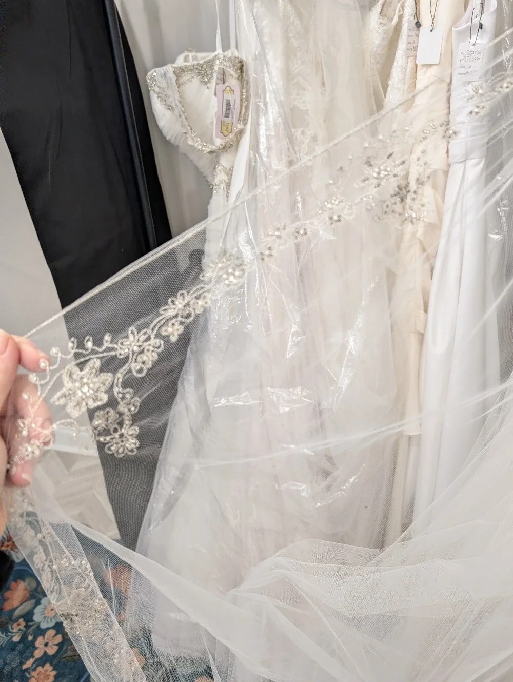 Bulk Long Wedding Veils And Accessories